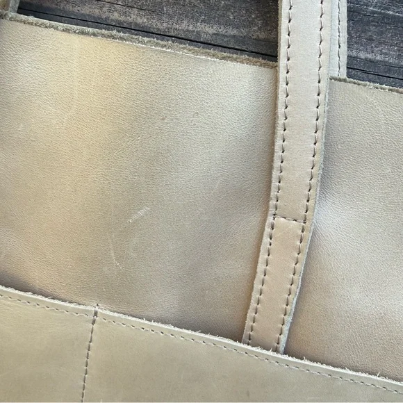 Able Selam 100% Leather Tote in Pebble 3 Deep Pockets Better with Age - Picture 9 of 11